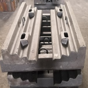 Yüksek Manganlı Çelik Bilyalı Değirmen Astarı