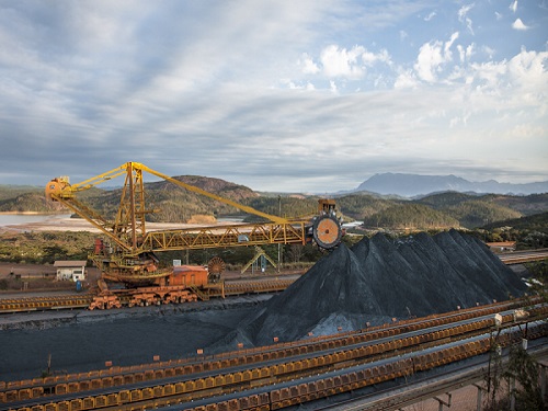 Vale eyes mine expansions, Samarco restart